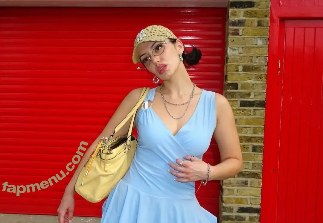 Grace Barker nude photo #0038 (Gracey)