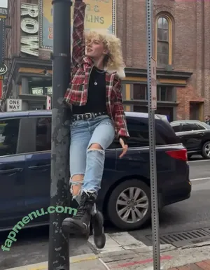 Grace Bowers / grace__bowers nude photo #0042