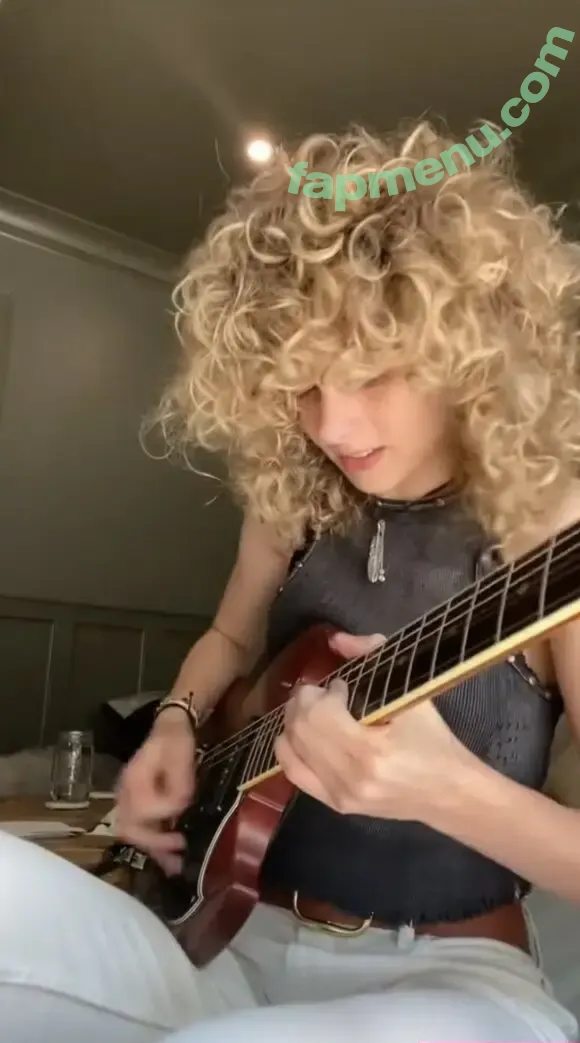 Grace Bowers nude photo #0055 (grace__bowers)