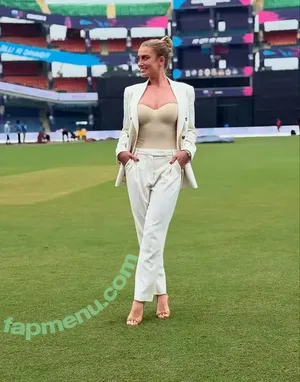 Grace Hayden / grace.hayden_ nude photo #0011