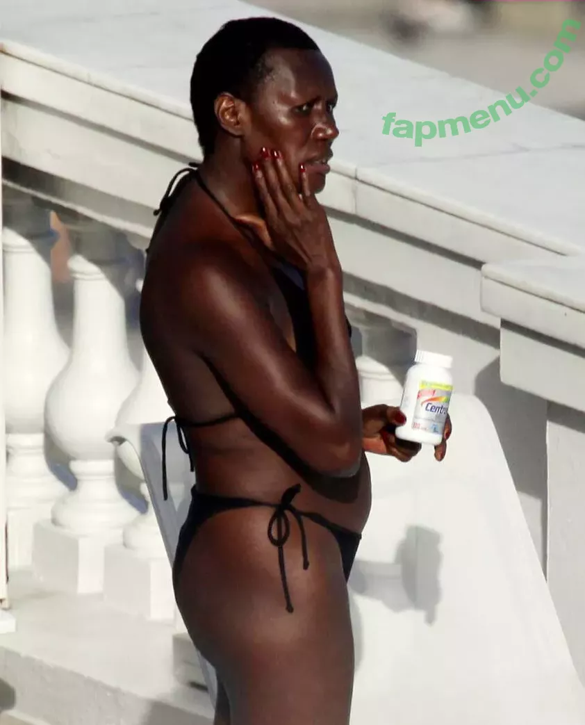 Grace Jones nude photo #0023 (gracejonesofficial / u140728318)