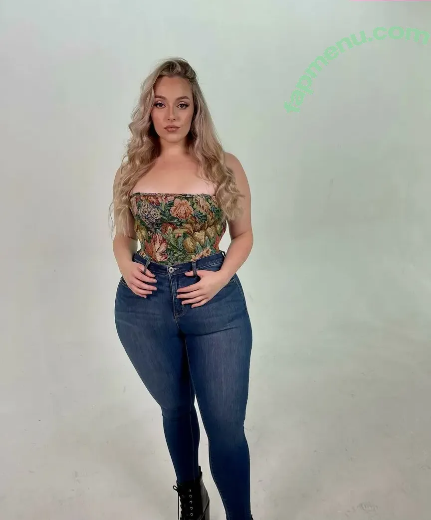 Grace Kinstler nude photo #0006 (gracekinstlerofficial)