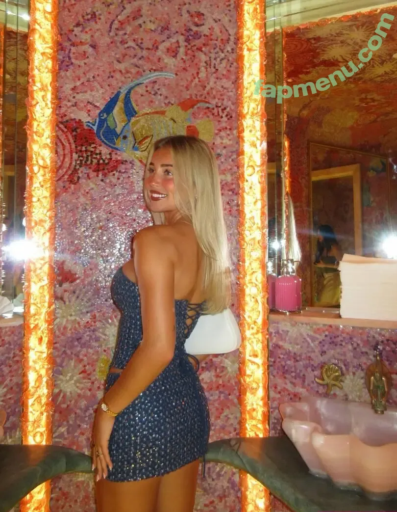 Grace Quigley nude photo #0058 (gracequigleyyy)