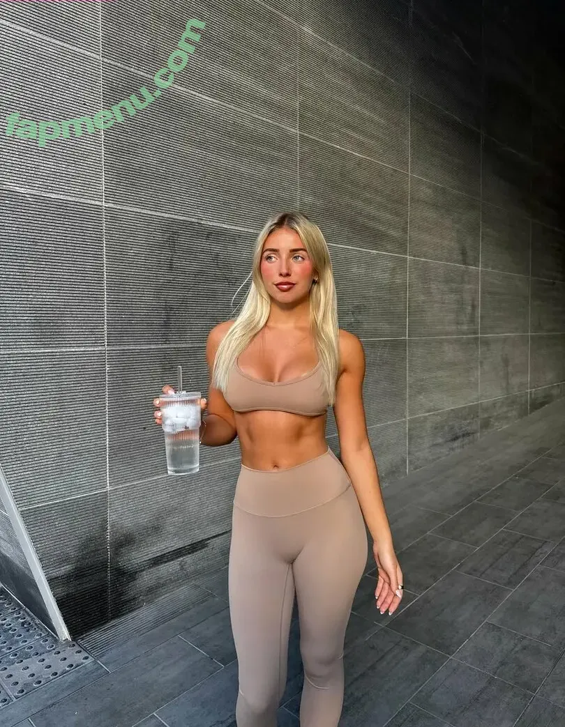 Grace Quigley nude photo #0064 (gracequigleyyy)