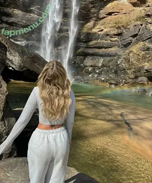 Grace's ASMR / graces_asmrr nude photo #0038