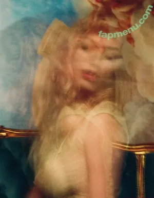 Grace Van Dien / biancasotelo14 / bluefille - / gracevandien nude photo #0183