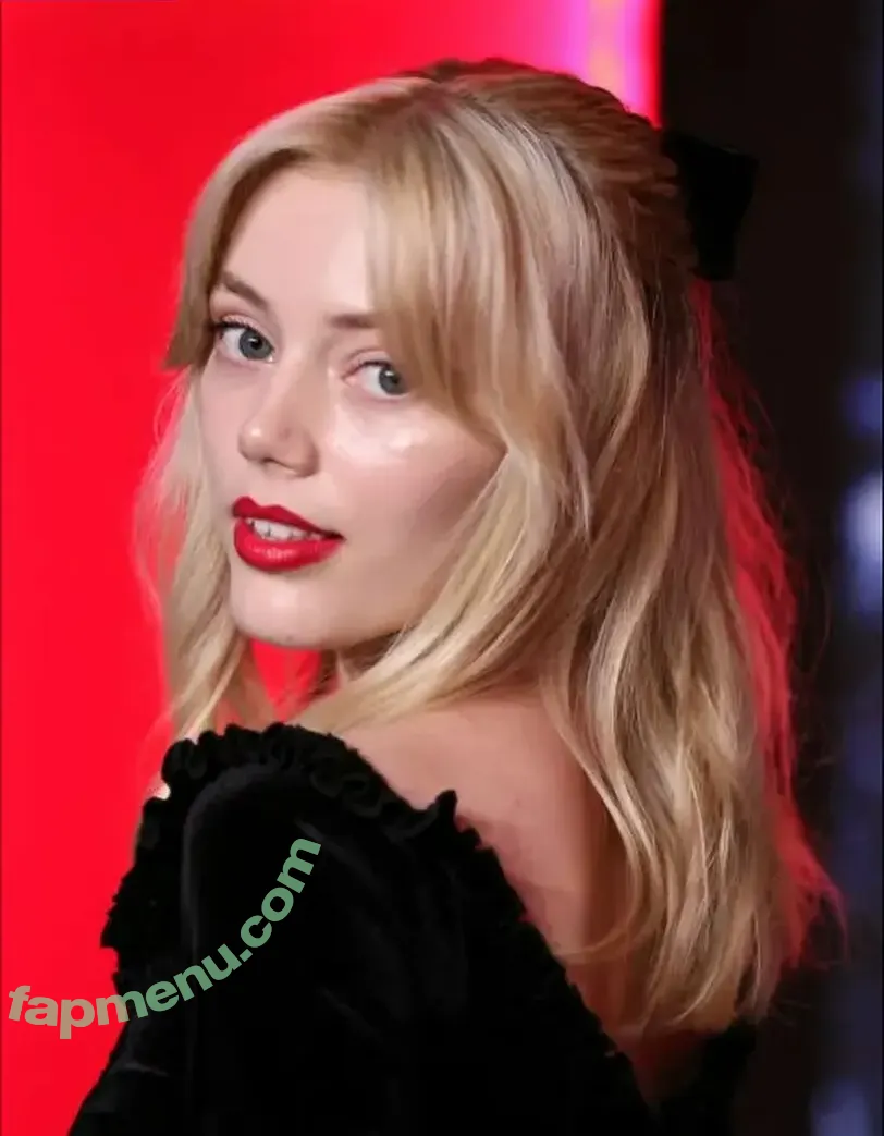 Grace Van Dien nude photo #0189 (biancasotelo14 / bluefille - / gracevandien)