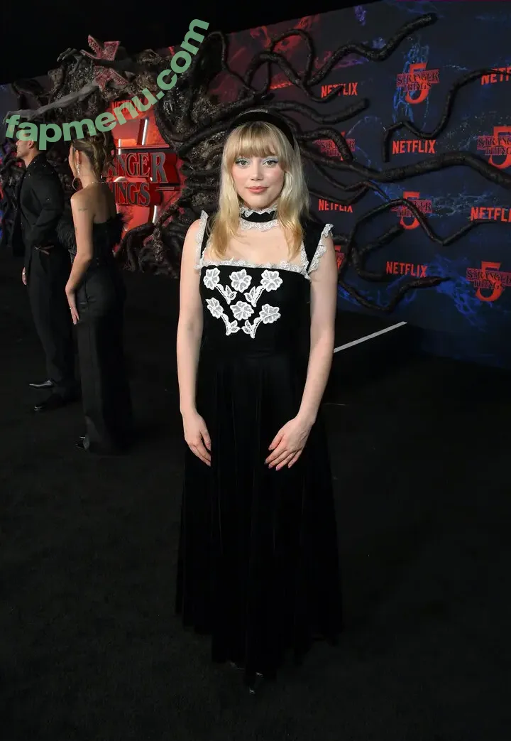 Grace Van Dien nude photo #0193 (biancasotelo14 / bluefille - / gracevandien)