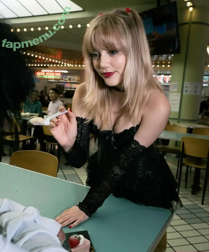 Grace Van Dien nude photo #0198 (biancasotelo14 / bluefille - / gracevandien)