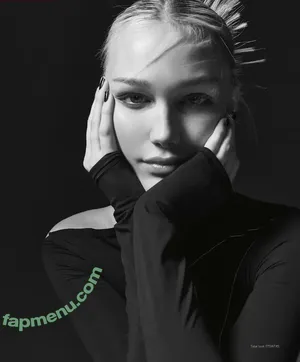 Grace VanderWaal / gracevanderwaal nude photo #0148