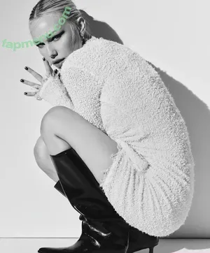 Grace VanderWaal / gracevanderwaal nude photo #0153