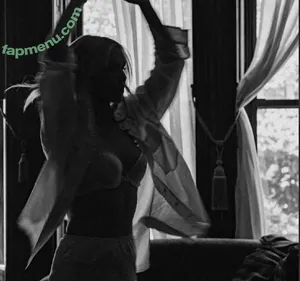 Grace VanderWaal / gracevanderwaal nude photo #0244