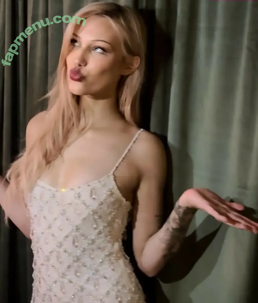 Grace VanderWaal nude photo #0253 (gracevanderwaal)