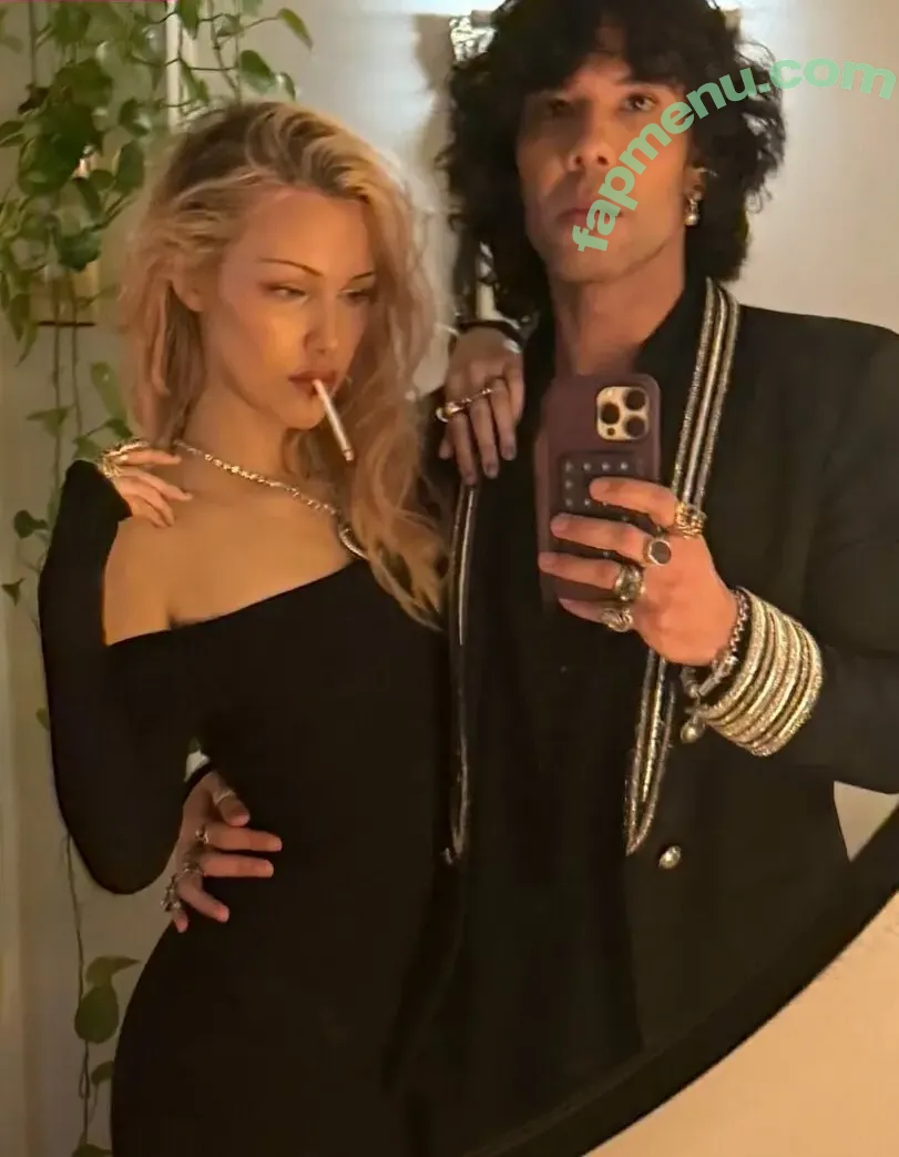 Grace VanderWaal nude photo #0254 (gracevanderwaal)