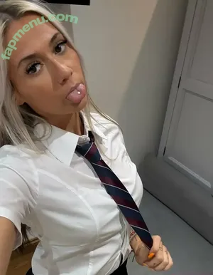 Graceleighxo nude photo #0036