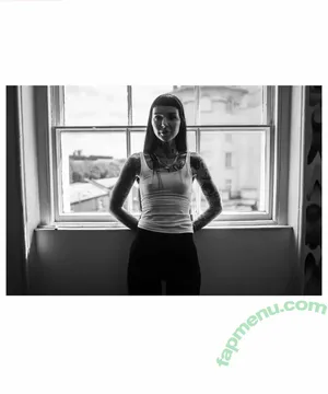 GraceNeutral nude photo #0039