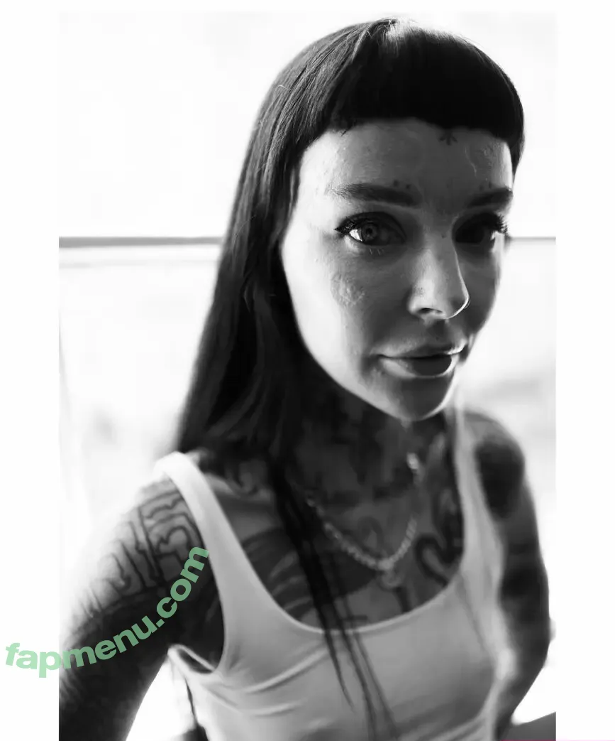 GraceNeutral nude photo #0036 (GraceNeutral)