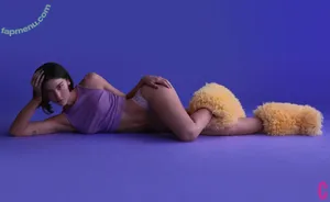  nude photo #0002