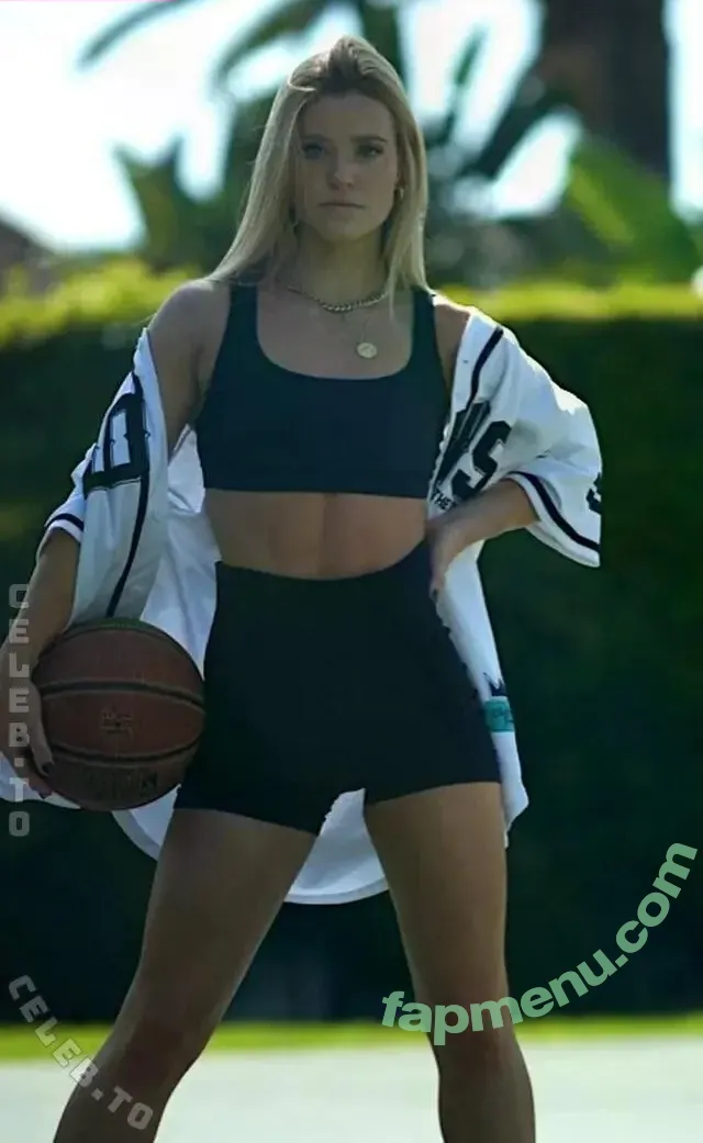 Gracie Kramer nude photo #0139 (Gracie.kramer / lulukramer)