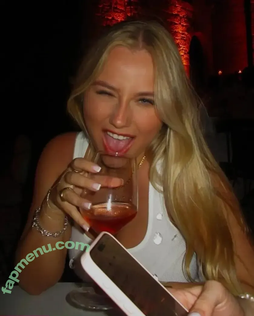 Gracie Mae nude photo #0156 (graciemae._ / graciemaexx)