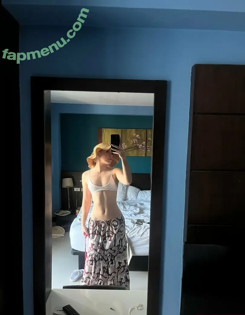 graciousgracexo nude photo #0002 (gorggrace_)