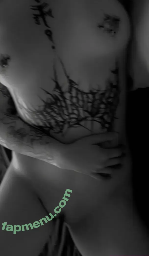 grak_svbbvth nude photo #0026 (grak_svbbvth)