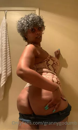 grannygodumb / grannygodumb_uncuter nude photo #0030