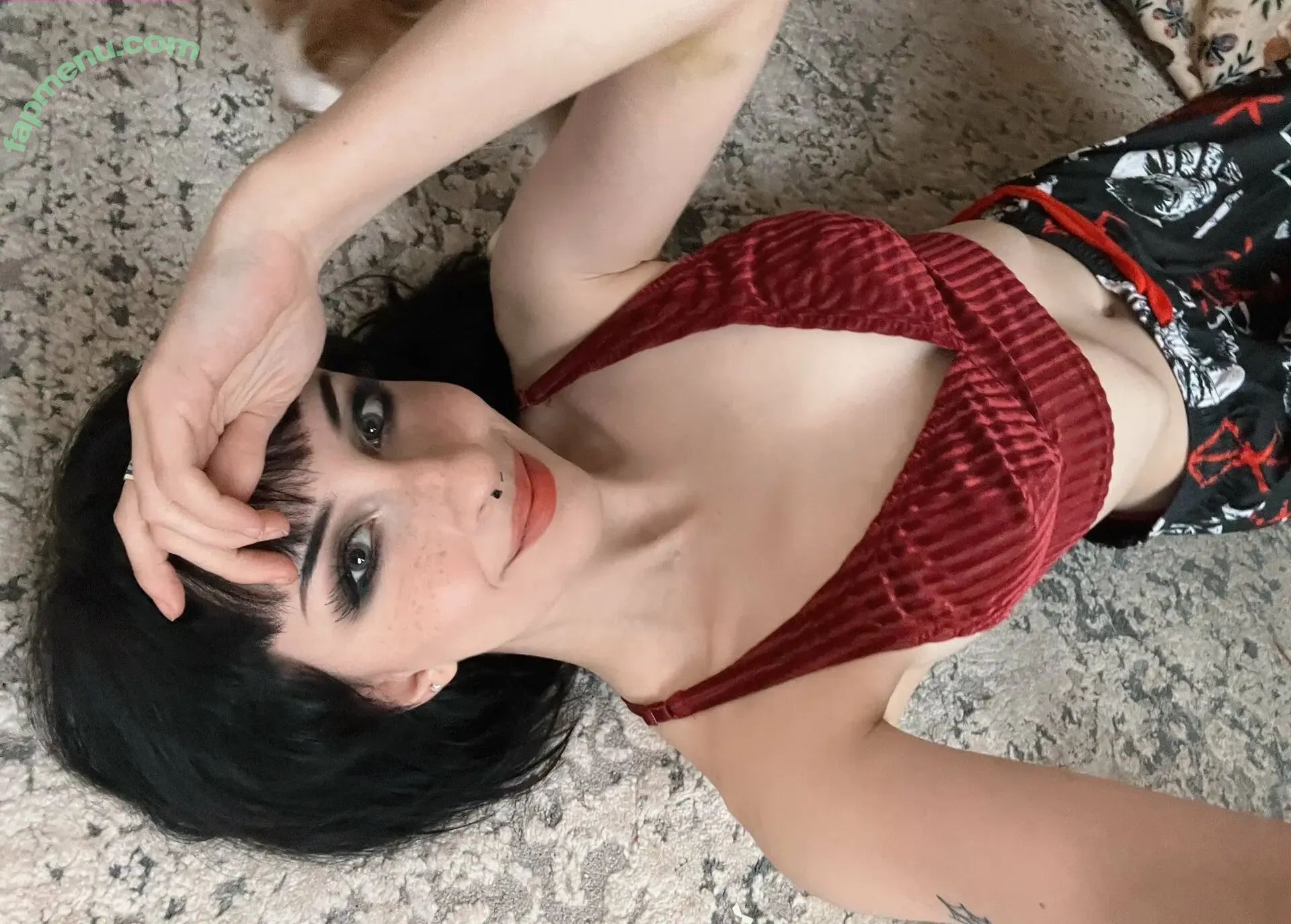 graveghostie nude photo #0023 (eghostie)