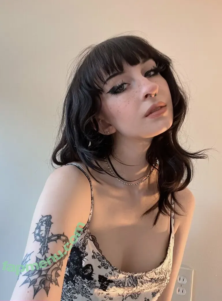 graveghostie nude photo #0033 (eghostie)