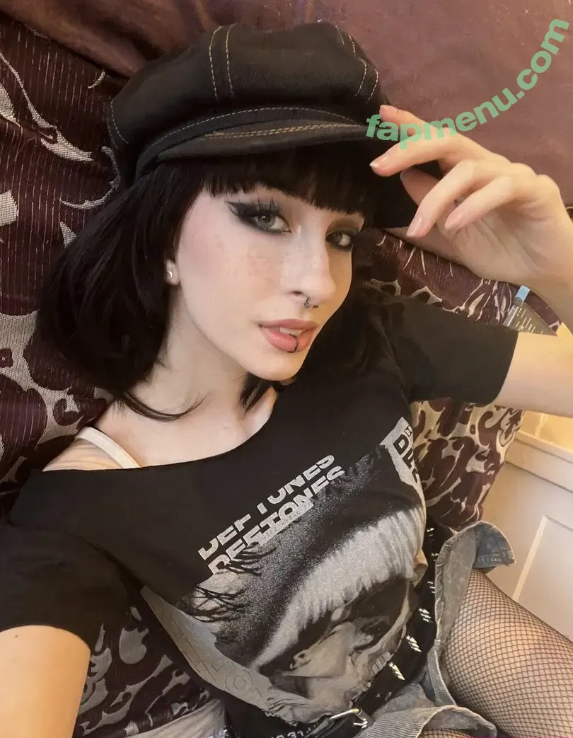 graveghostie nude photo #0054 (eghostie)