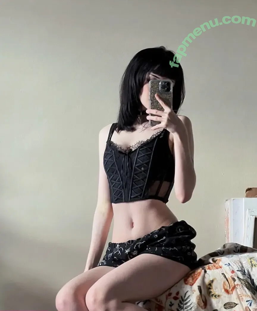 graveghostie nude photo #0065 (eghostie)