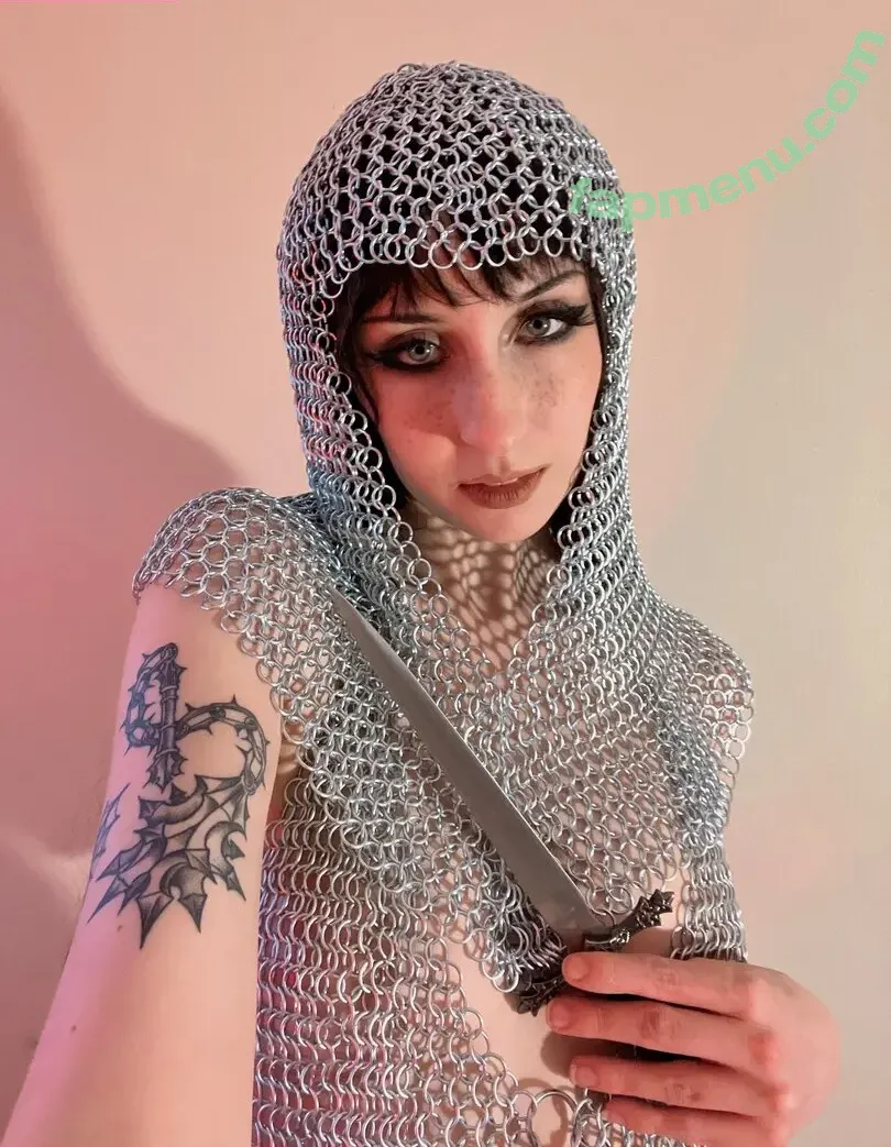 graveghostie nude photo #0097 (eghostie)