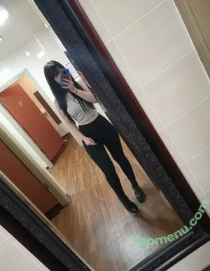 gravelynx / caitlynmc00 / gravelynx.id nude photo #0034