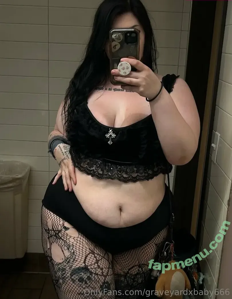 graveyardxbaby666 nude photo #0040 (graveyardxbaby666)