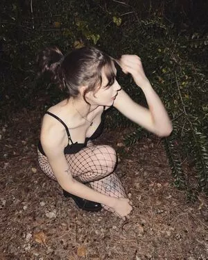  nude photo #0003