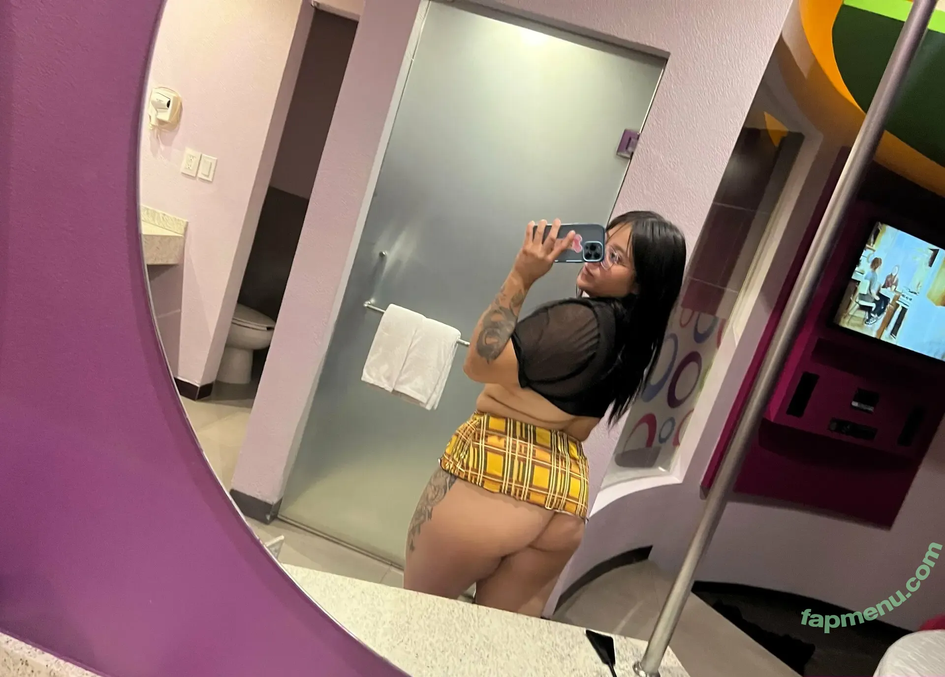 greciaaa21 nude photo #0010 (purplewallflower)