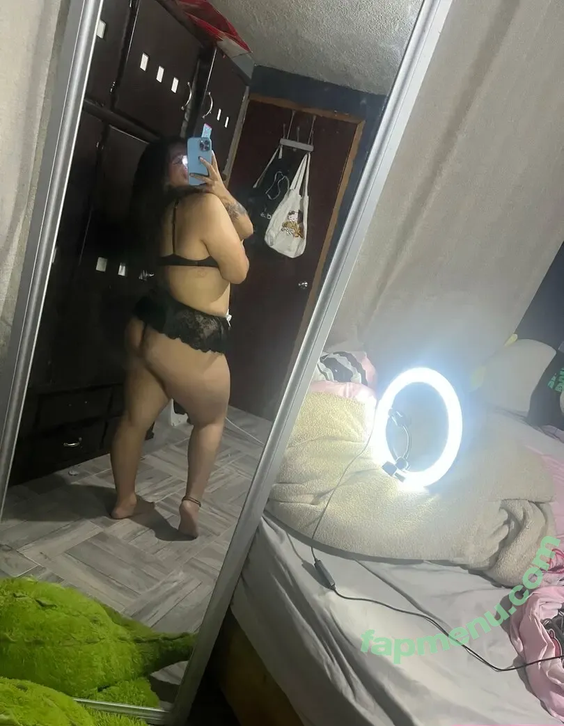 greciaaa21 nude photo #0016 (purplewallflower)