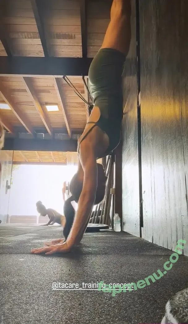 Greta Antoine nude photo #0073 (gretaantoine)