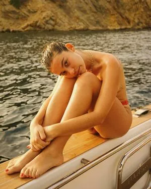 Greta Fernández / gretafernandez / gretaquijano nude photo #0018