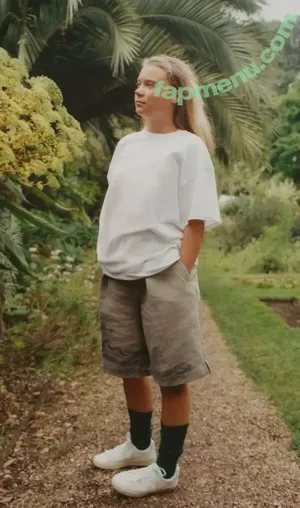 Greta Thunberg / gretathunberg nude photo #0023