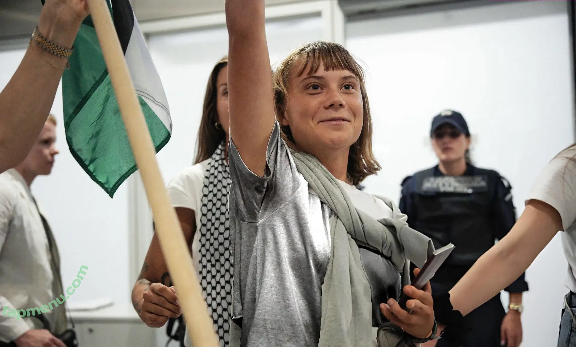 Greta Thunberg nude photo #0046 (gretathunberg)