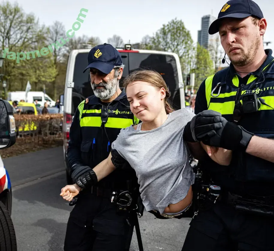Greta Thunberg nude photo #0171 (gretathunberg)
