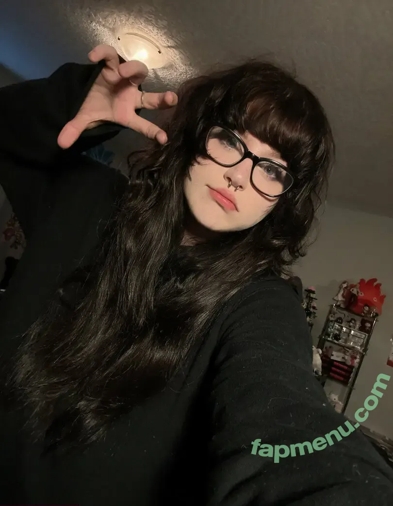 greylittlerobin nude photo #0021 (_littlerobin_)