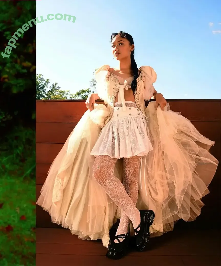 Griff nude photo #0224 (wiffygriffy)