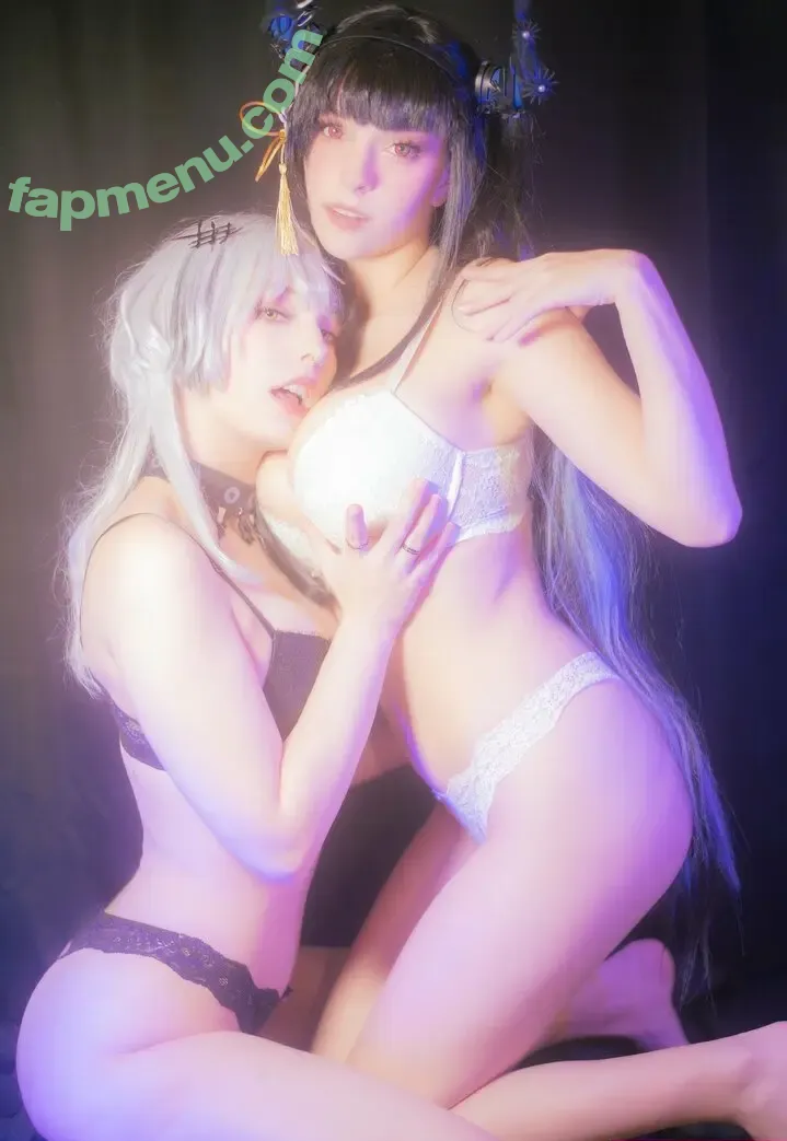 Griffin nude photo #0021 (Fawnnfie / angiegriffin)