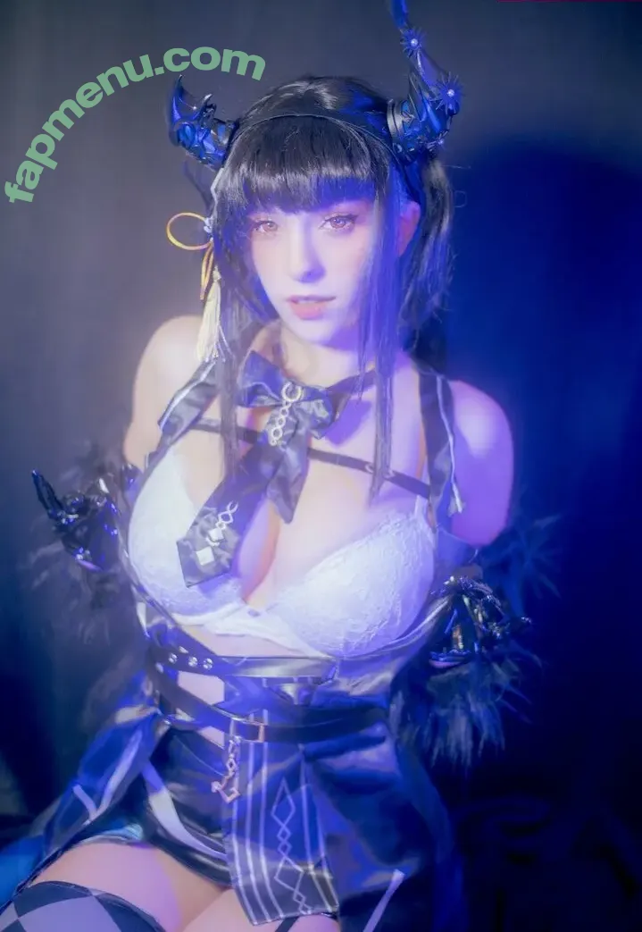 Griffin nude photo #0038 (Fawnnfie / angiegriffin)