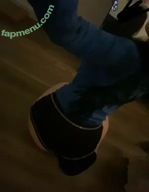 grimvce / kiera / kieraluvsuu / vinsm0ke nude photo #0024