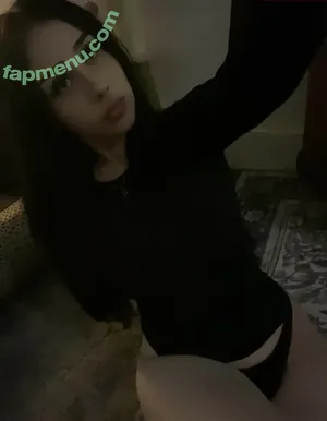 grimvce / kiera / kieraluvsuu / vinsm0ke nude photo #0046