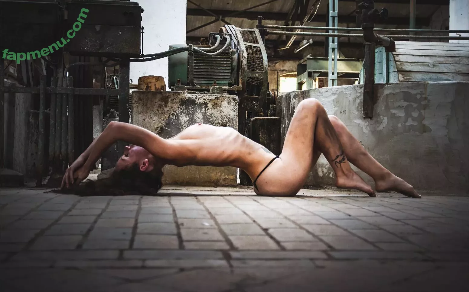 Grinsebaeckchen nude photo #0022 (grinsebaeckchen_)