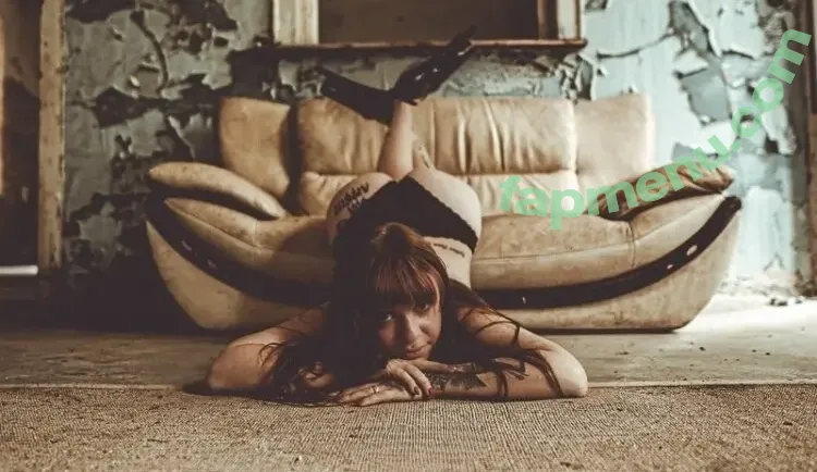 Grinsebaeckchen nude photo #0213 (grinsebaeckchen_)